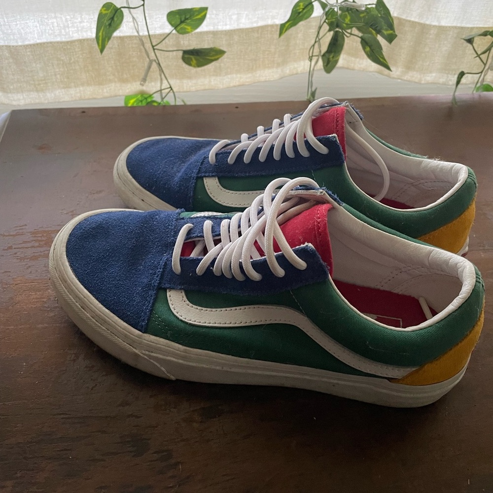 Vans boat shoes